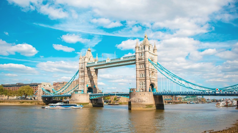 Tower Bridge i London