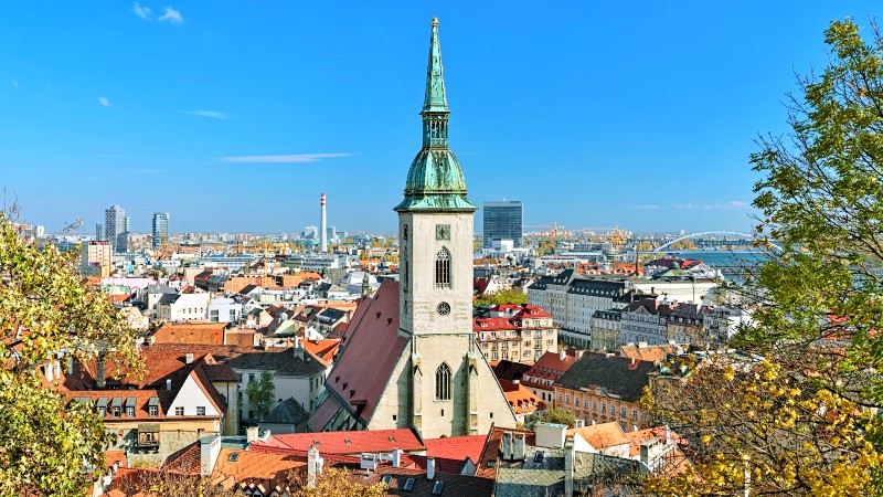 St. Martin's Katedralen og utsikt over Bratislava